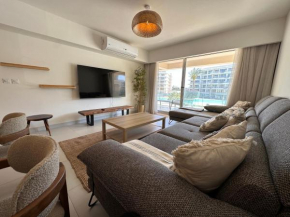 Luxury Apartment in Marina Marassi